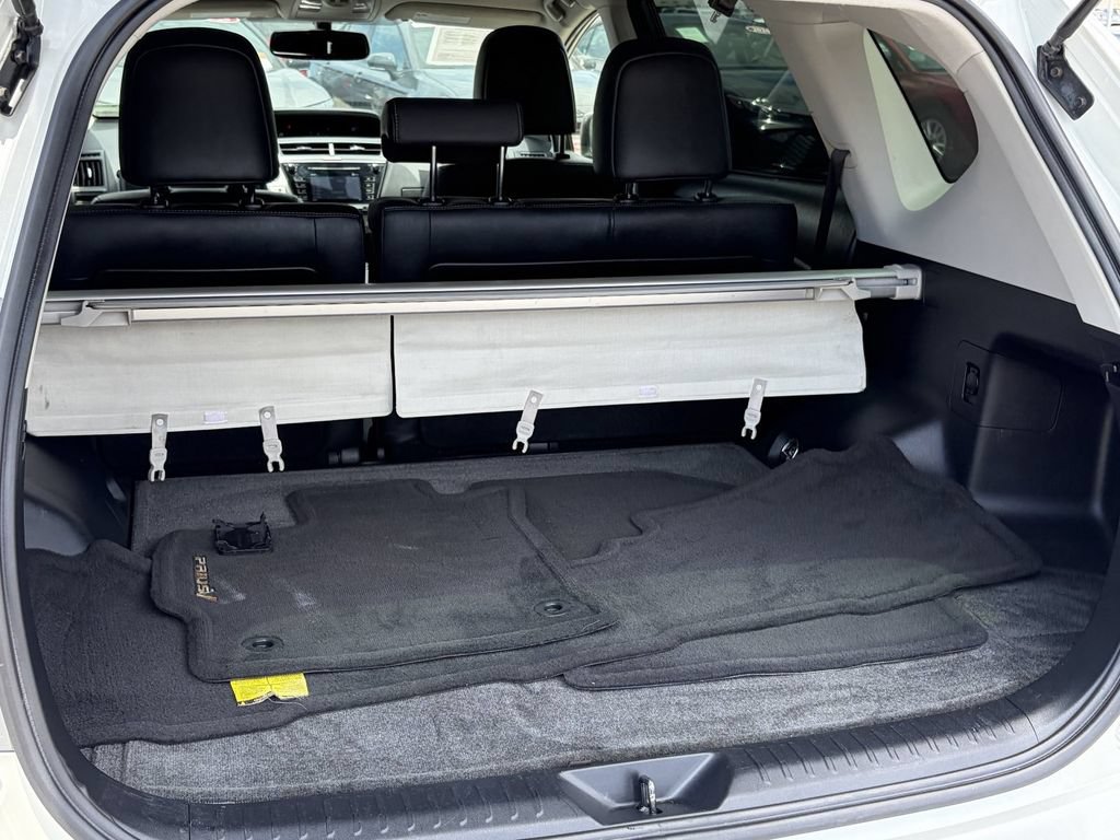 Certified 2017 Toyota Prius V FWD image 20