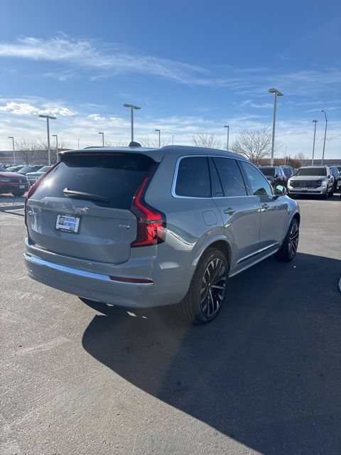 New 2026 Volvo XC90 T8 Plus w/ Protection Package Premier AWD/4WD image 3