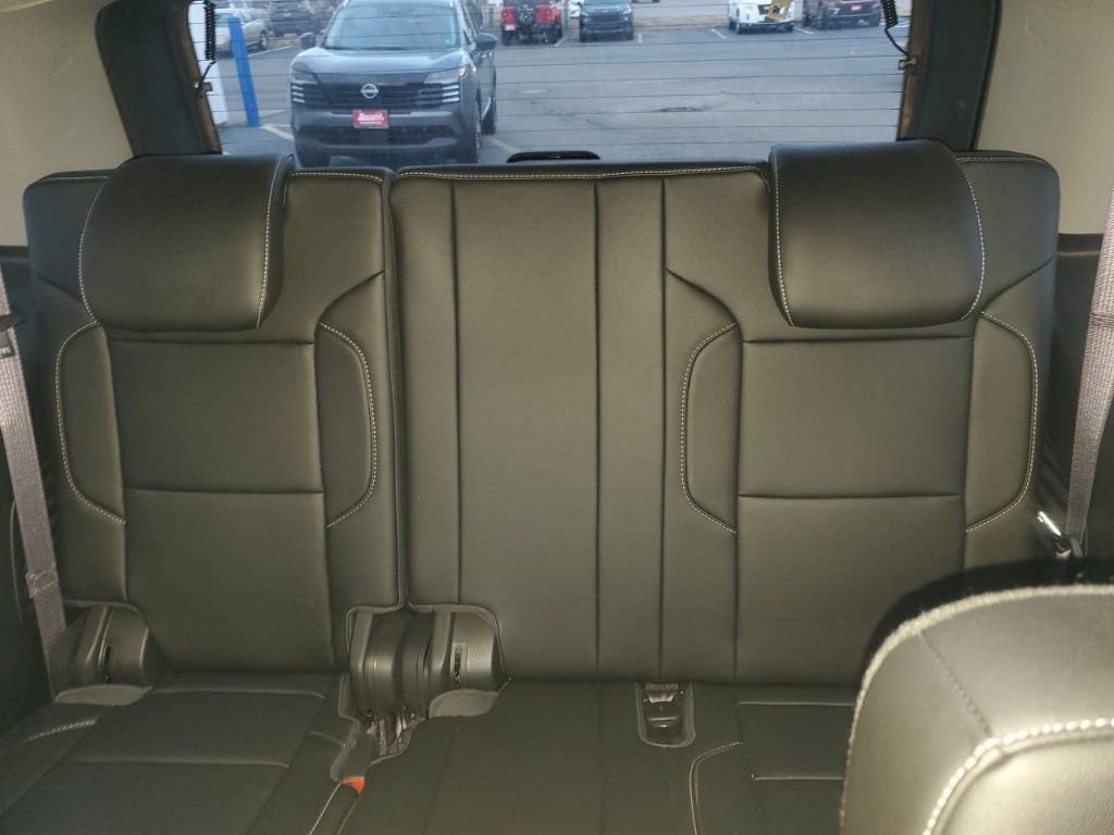 Used 2017 Chevrolet Tahoe LT image 14