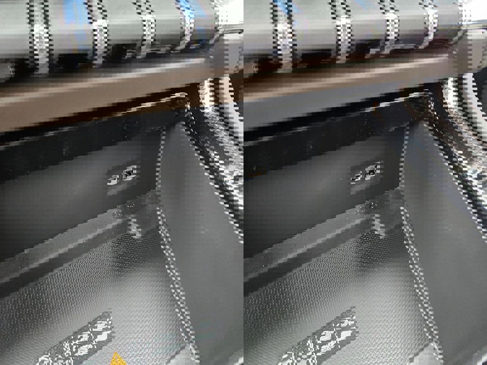 New 2026 GMC Yukon XL Elevation image 20