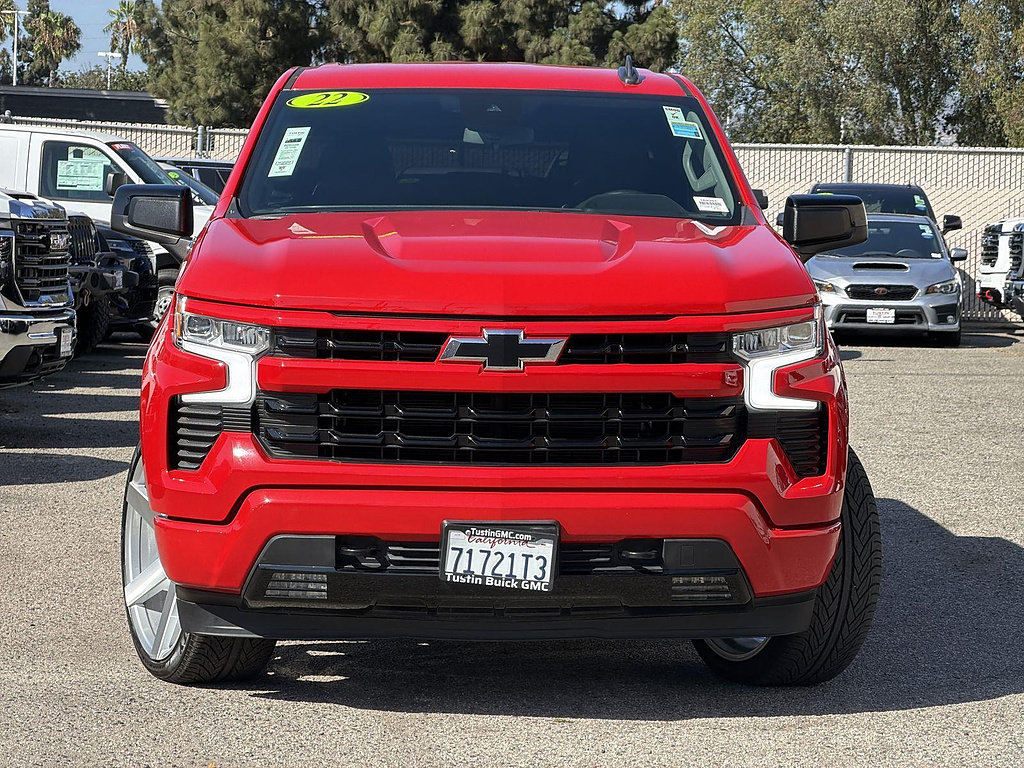 Used 2022 Chevrolet Silverado 1500 RST RWD image 2
