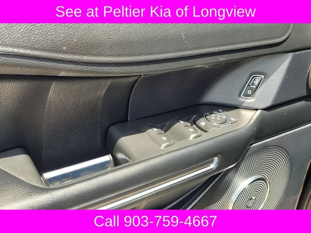 Used 2019 Ford Expedition XLT w/ Equipment Group 201A RWD image 19