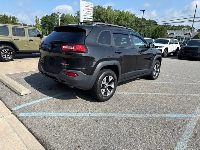 Used 2016 Jeep Cherokee Trailhawk w/ Comfort/Convenience Group AWD/4WD image 7