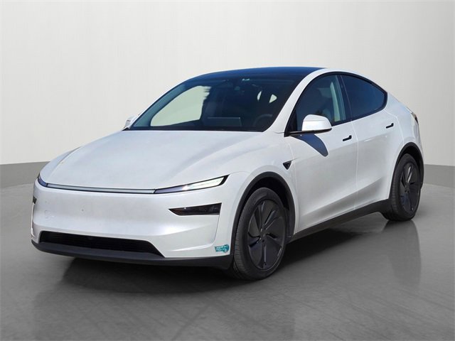 Used 2026 Tesla Model Y Long Range image 8