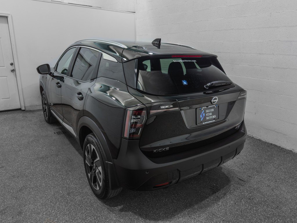 Used 2025 Nissan Kicks SV w/ SV Premium Package AWD/4WD image 6