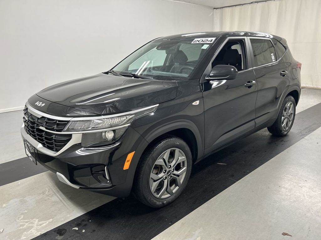 Certified 2024 Kia Seltos LX AWD/4WD image 5