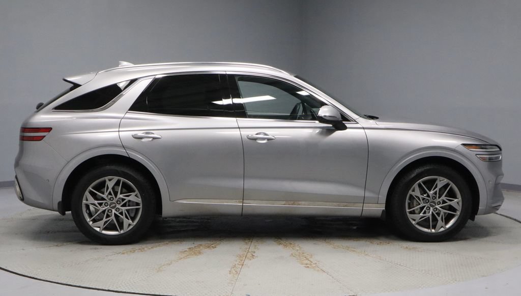 Used 2023 Genesis GV70 2.5T w/ Advanced Package AWD/4WD image 12