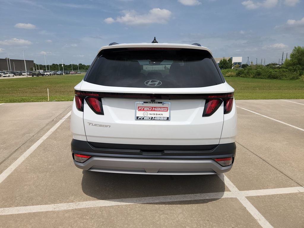 Used 2026 Hyundai Tucson SEL FWD image 6