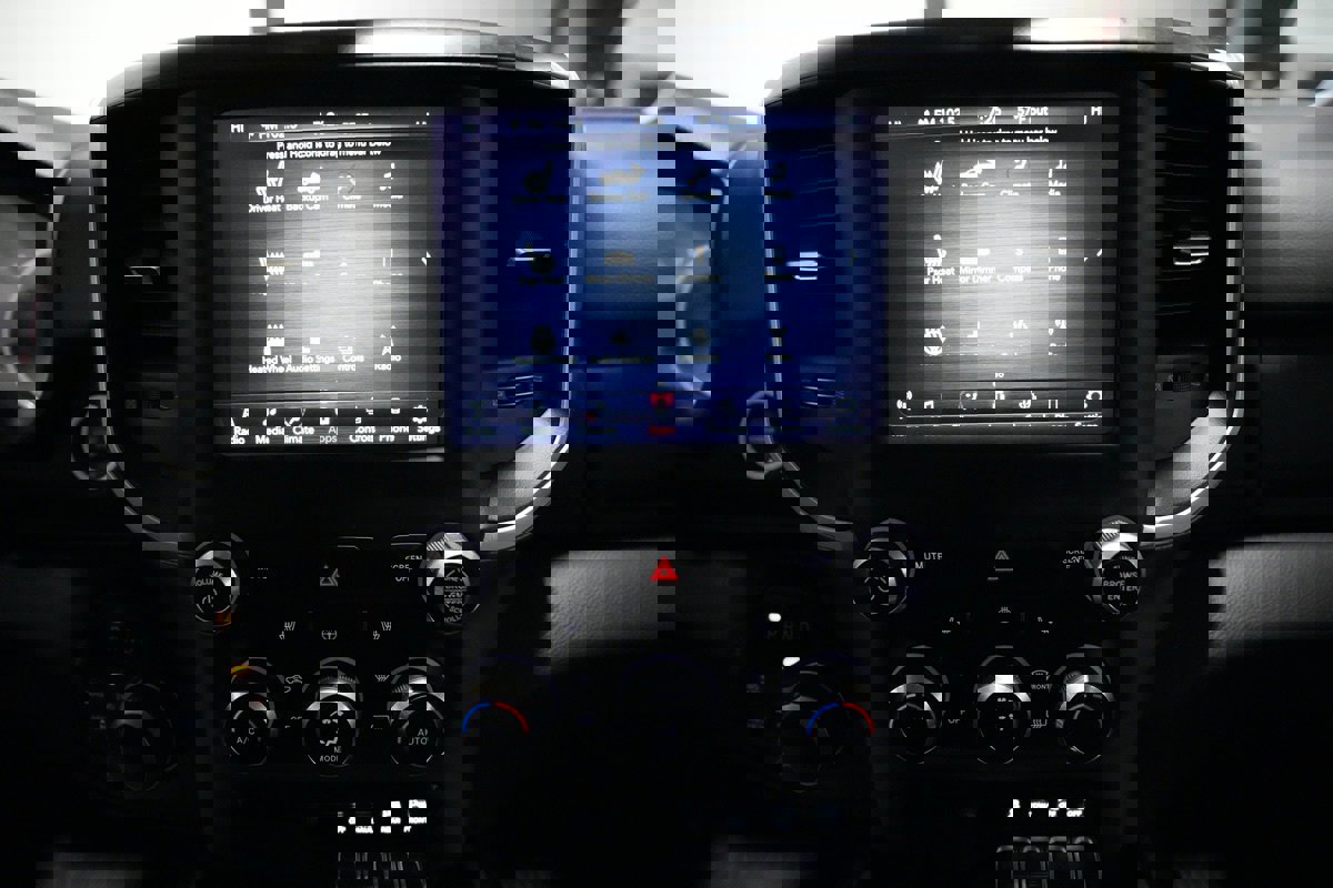 Used 2020 RAM 1500 Big Horn image 17