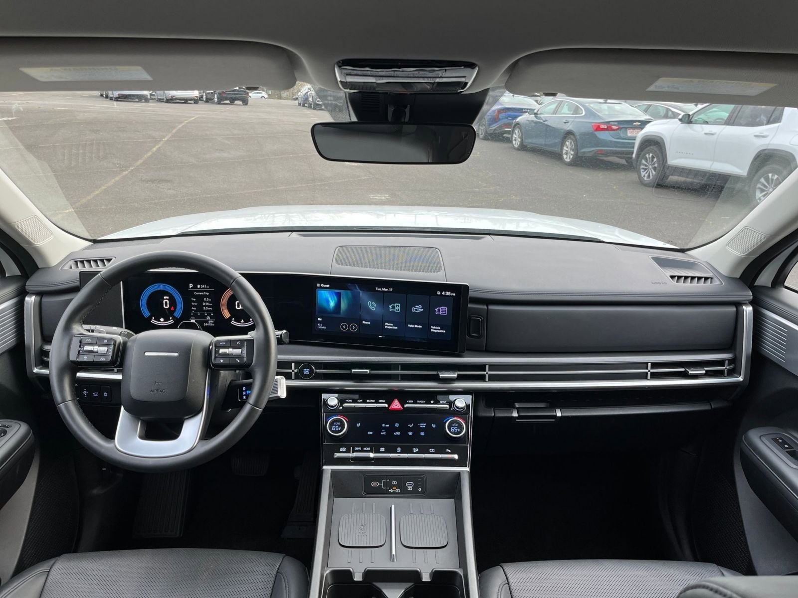 Used 2025 Hyundai Santa Fe SEL image 38