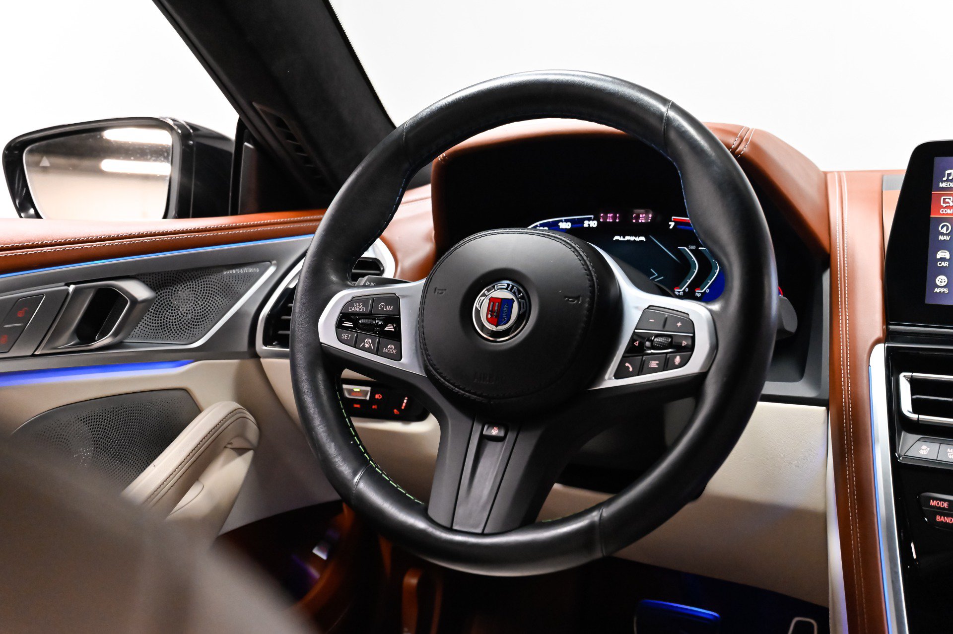 Used 2023 BMW ALPINA B8 xDrive Gran Coupe AWD/4WD image 8