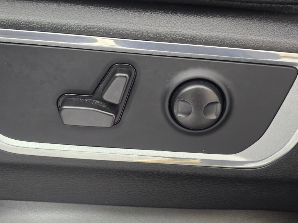 Used 2022 RAM 1500 Laramie image 35