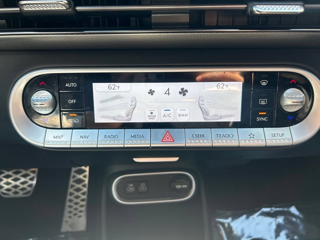Used 2023 Genesis GV60 Performance AWD/4WD image 18