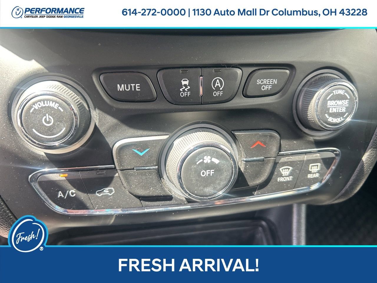 Used 2019 Jeep Cherokee Latitude Plus image 22