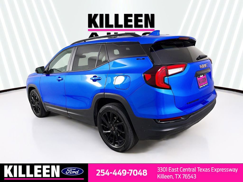 Used 2024 GMC Terrain SLE w/ Driver Convenience Package FWD image 6