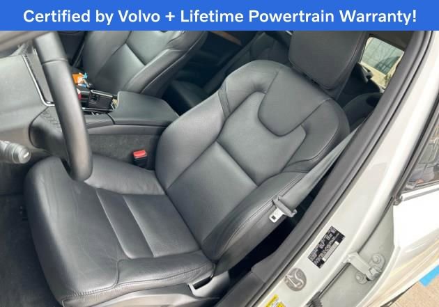 Used 2023 Volvo XC90 B6 Plus w/ Protection Package Premier image 4