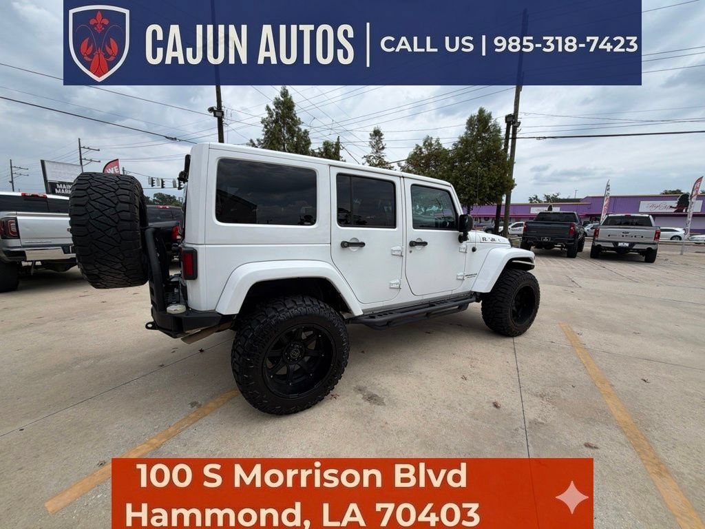Used 2017 Jeep Wrangler Unlimited Rubicon AWD/4WD image 12