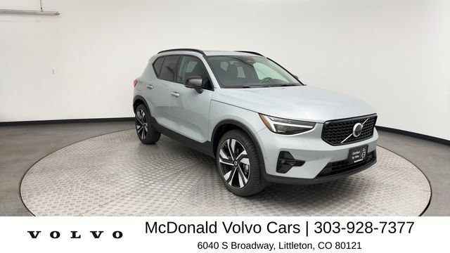 Used 2024 Volvo XC40 B5 Ultimate w/ Protection Package Premier AWD/4WD image 8