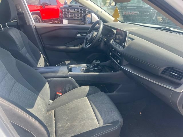 Used 2024 Nissan Rogue SV FWD image 7