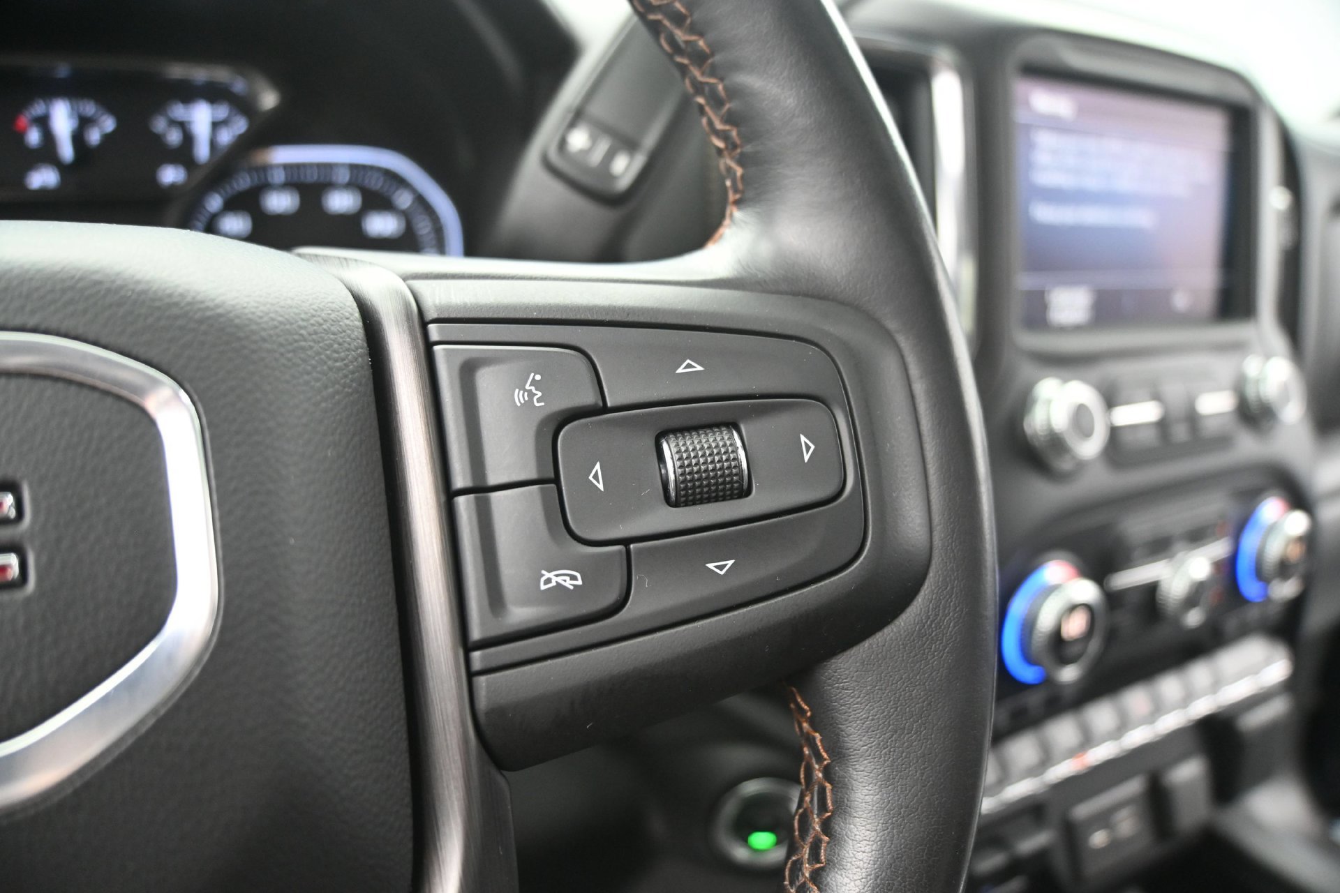 Used 2021 GMC Sierra 1500 AT4 w/ Off-Road Performance Package AWD/4WD image 27
