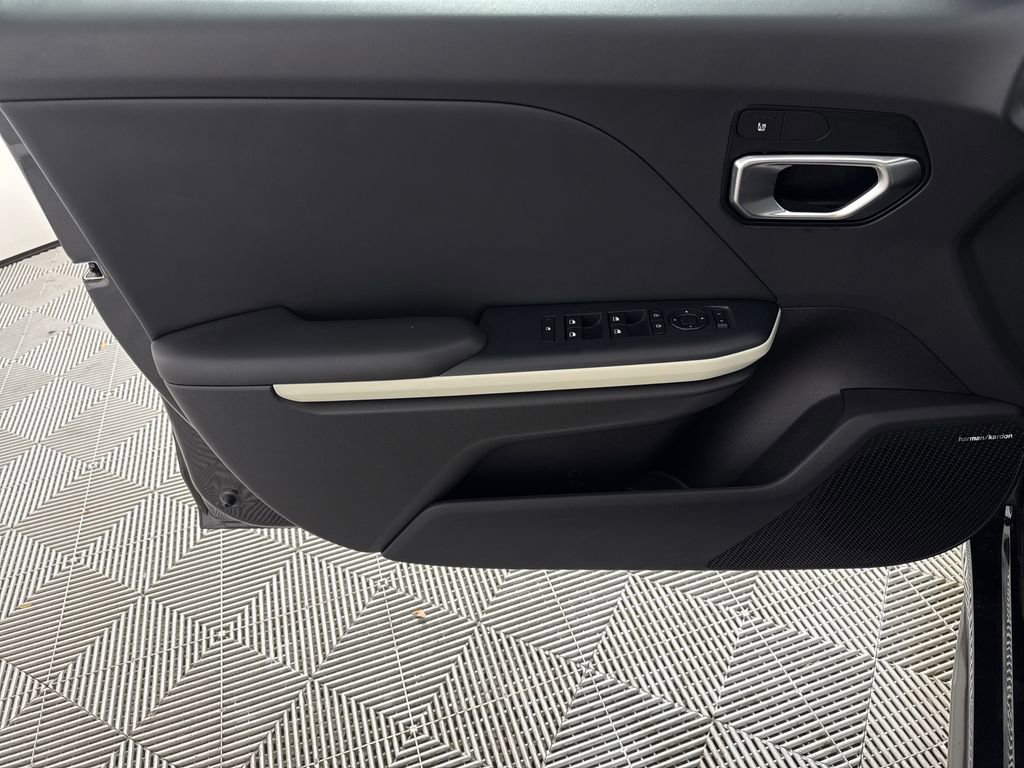 Used 2025 Kia K4 GT-Line Turbo FWD image 10