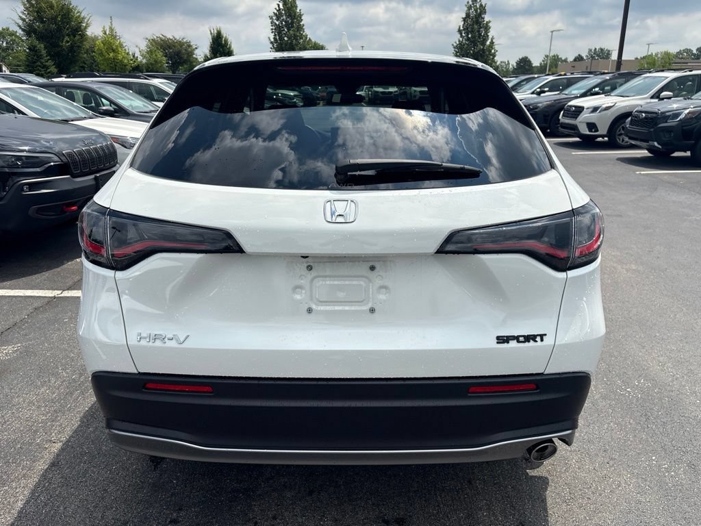 Used 2024 Honda HR-V Sport image 4
