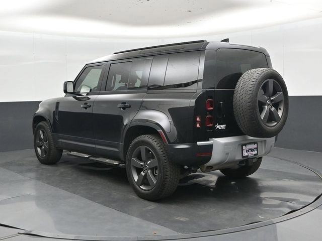 Used 2025 Land Rover Defender 110 S AWD/4WD image 6