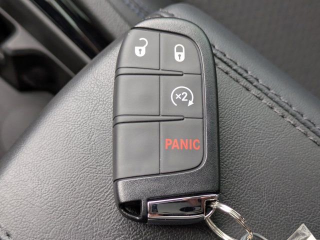 New 2026 Jeep Compass Latitude image 25