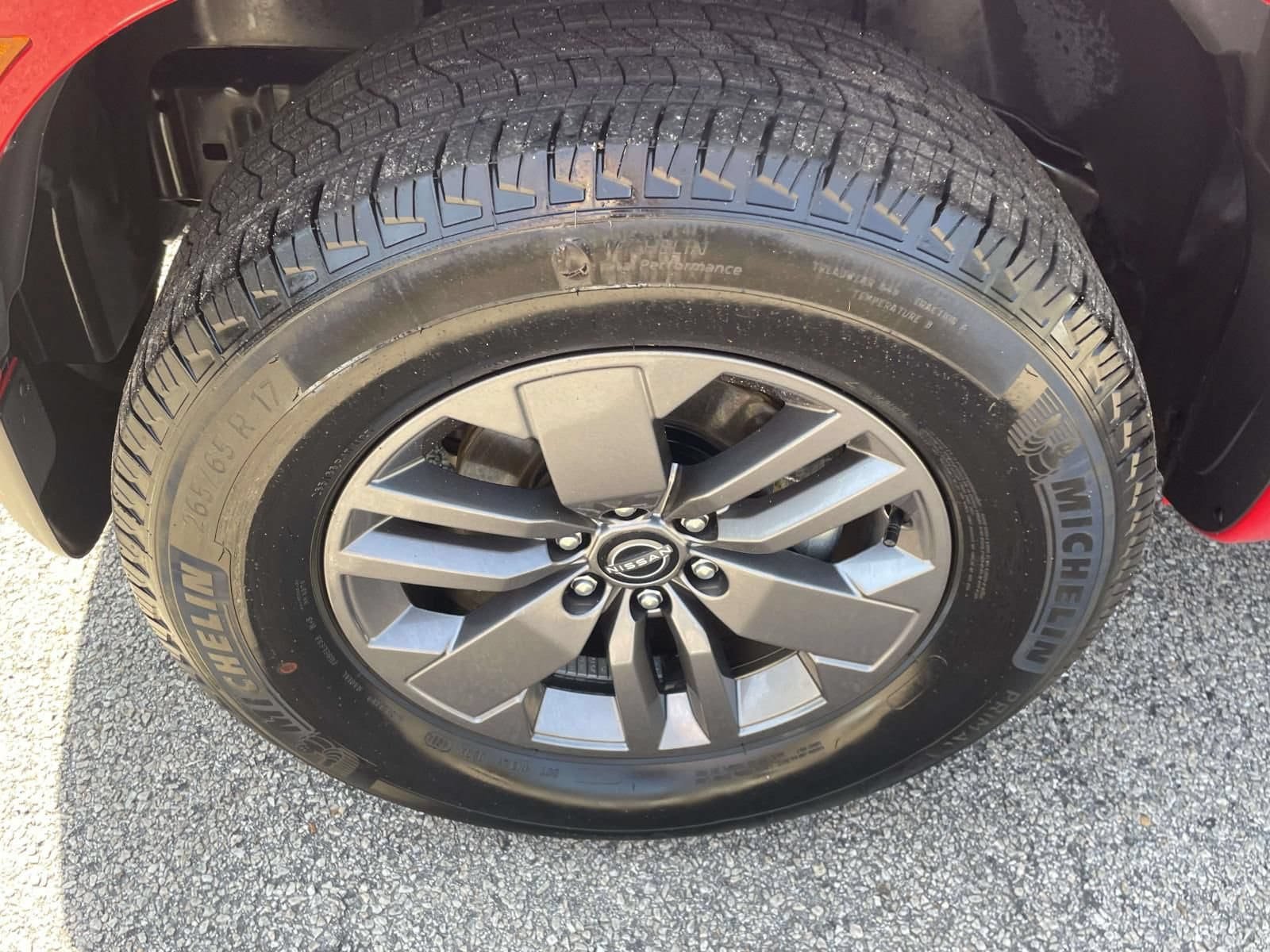 Used 2025 Nissan Frontier SV RWD image 29