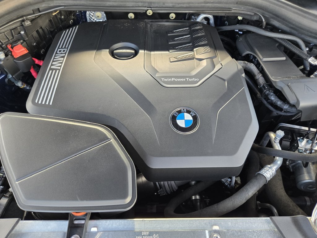 Used 2024 BMW X4 xDrive30i w/ Premium Package AWD/4WD image 32