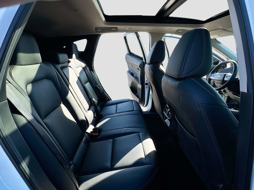 Used 2025 Nissan Murano SL image 26