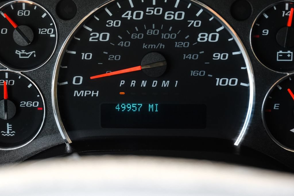 Used 2021 Chevrolet Express 2500 RWD image 14