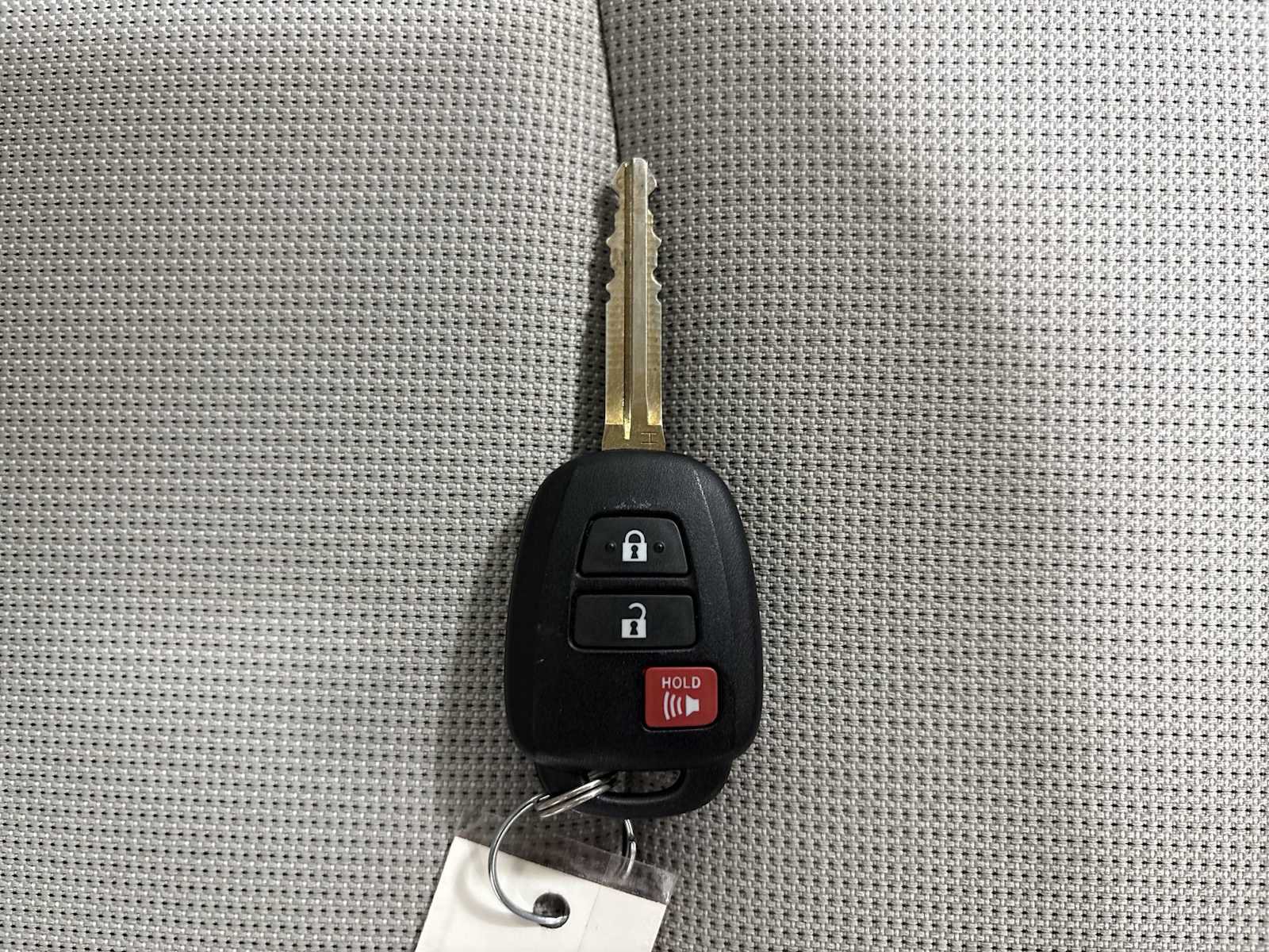 Certified 2022 Toyota Corolla Cross L AWD/4WD image 31