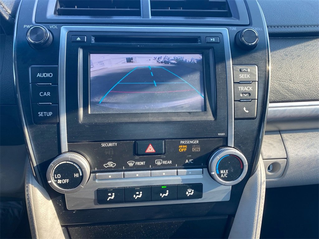 Used 2014 Toyota Camry LE image 15