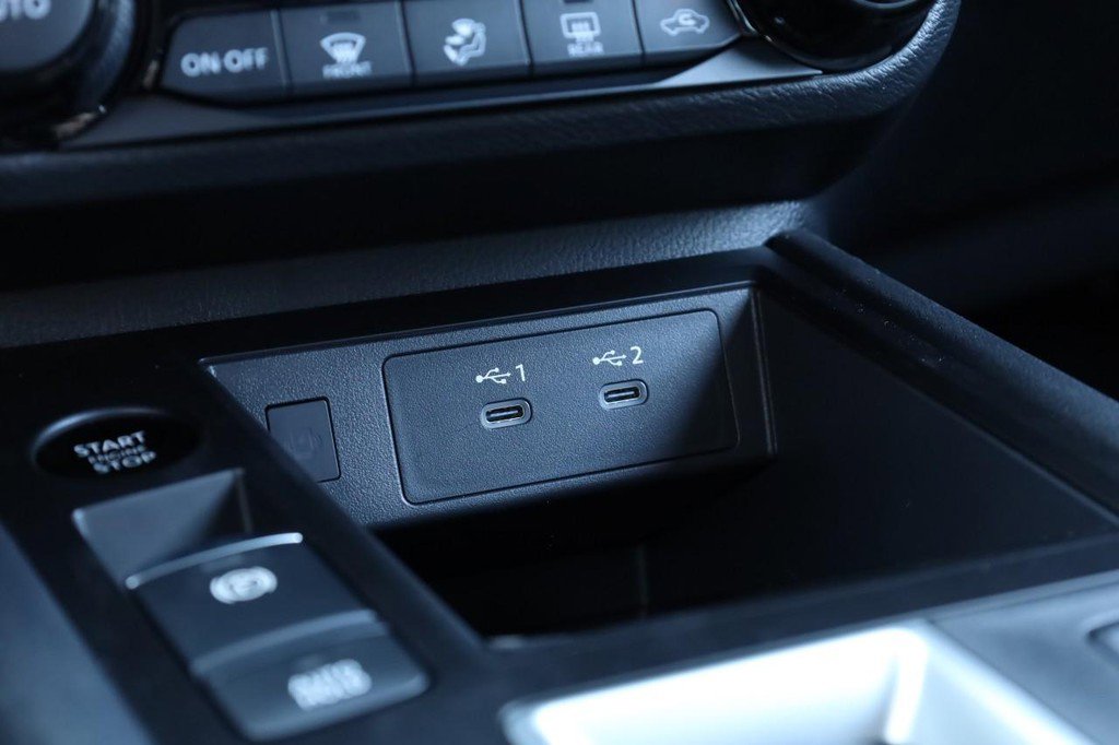 New 2026 Nissan Kicks SV image 15