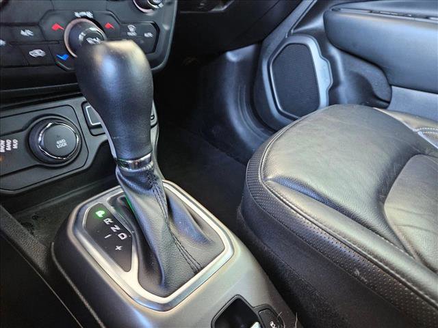 Used 2019 Jeep Renegade Limited w/ Quick Order Package 22P image 12