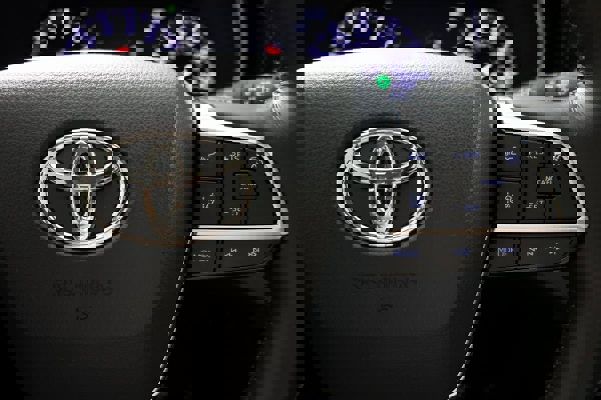 Used 2021 Toyota Highlander Platinum image 31