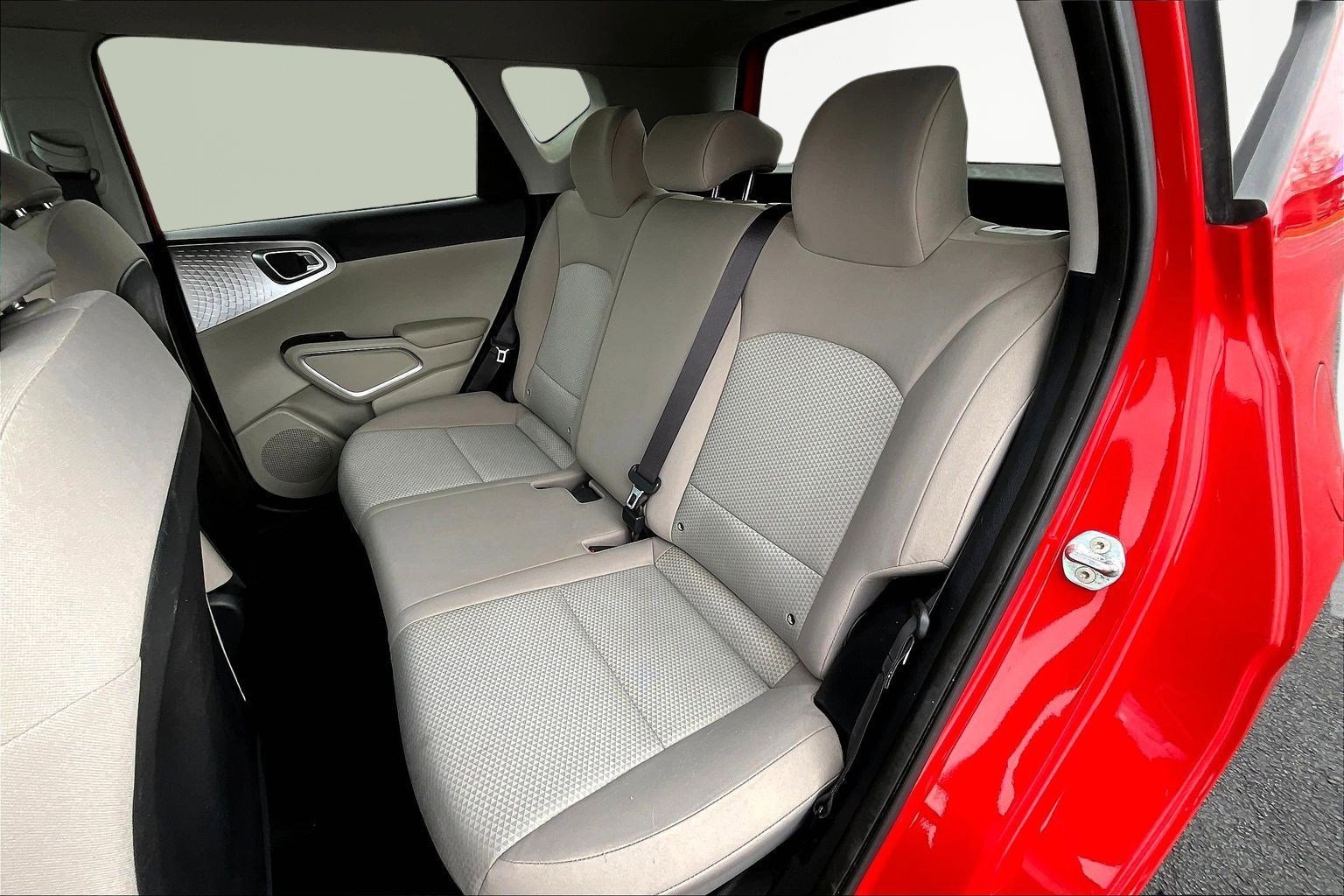 Used 2020 Kia Soul LX image 22