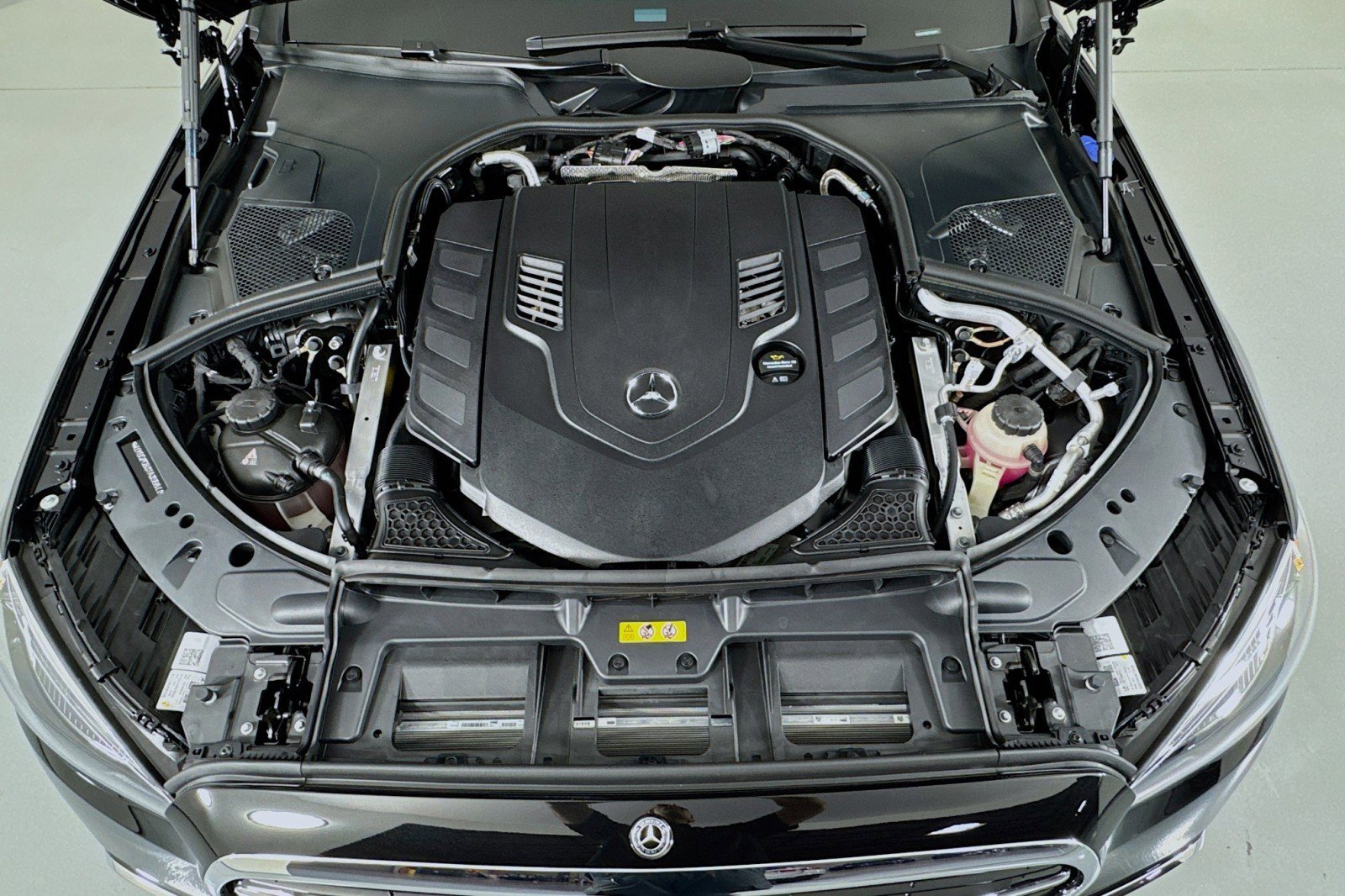 New 2026 Mercedes-Benz S 580 4MATIC Sedan image 10