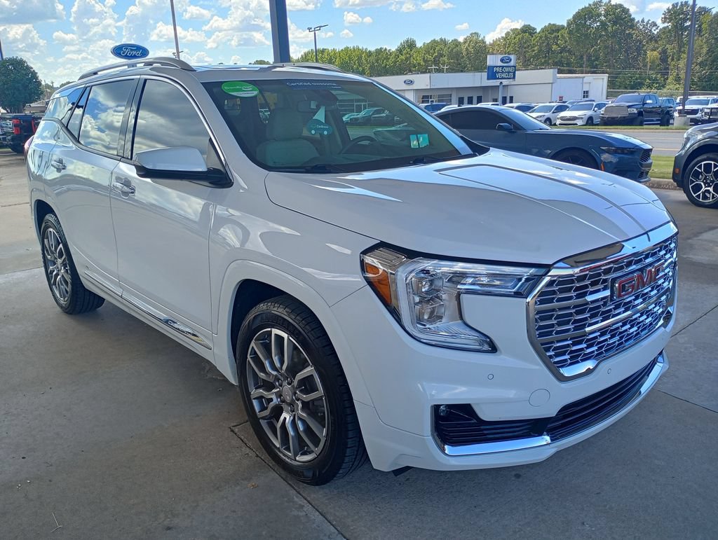 Used 2023 GMC Terrain Denali AWD/4WD image 7