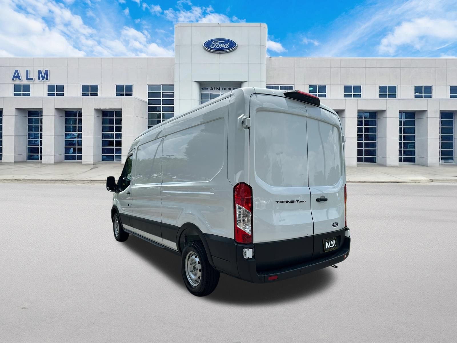 New 2026 Ford Transit 250 148 Medium Roof w/ Load Area Protection Package RWD image 8
