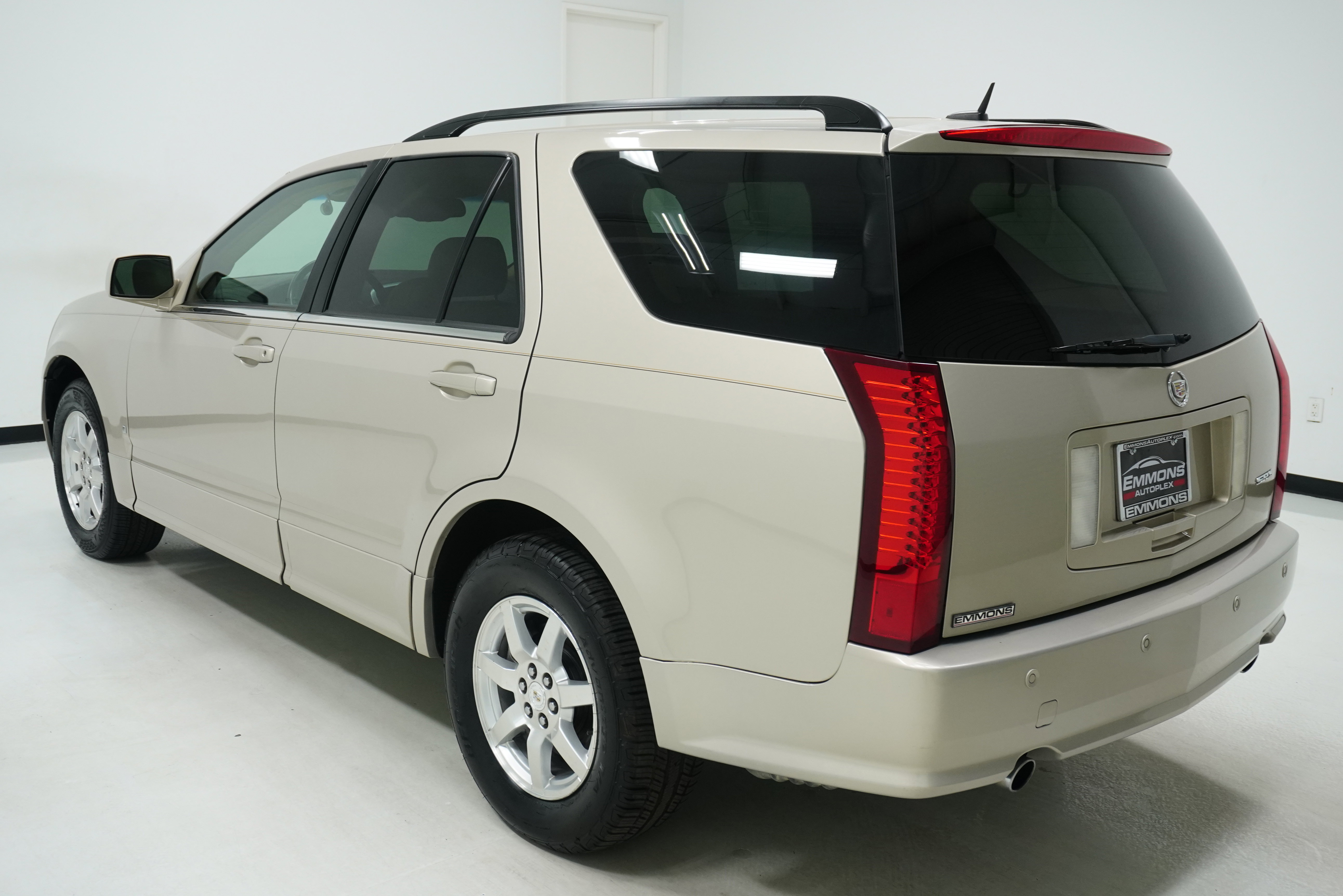 Used 2007 Cadillac SRX image 6