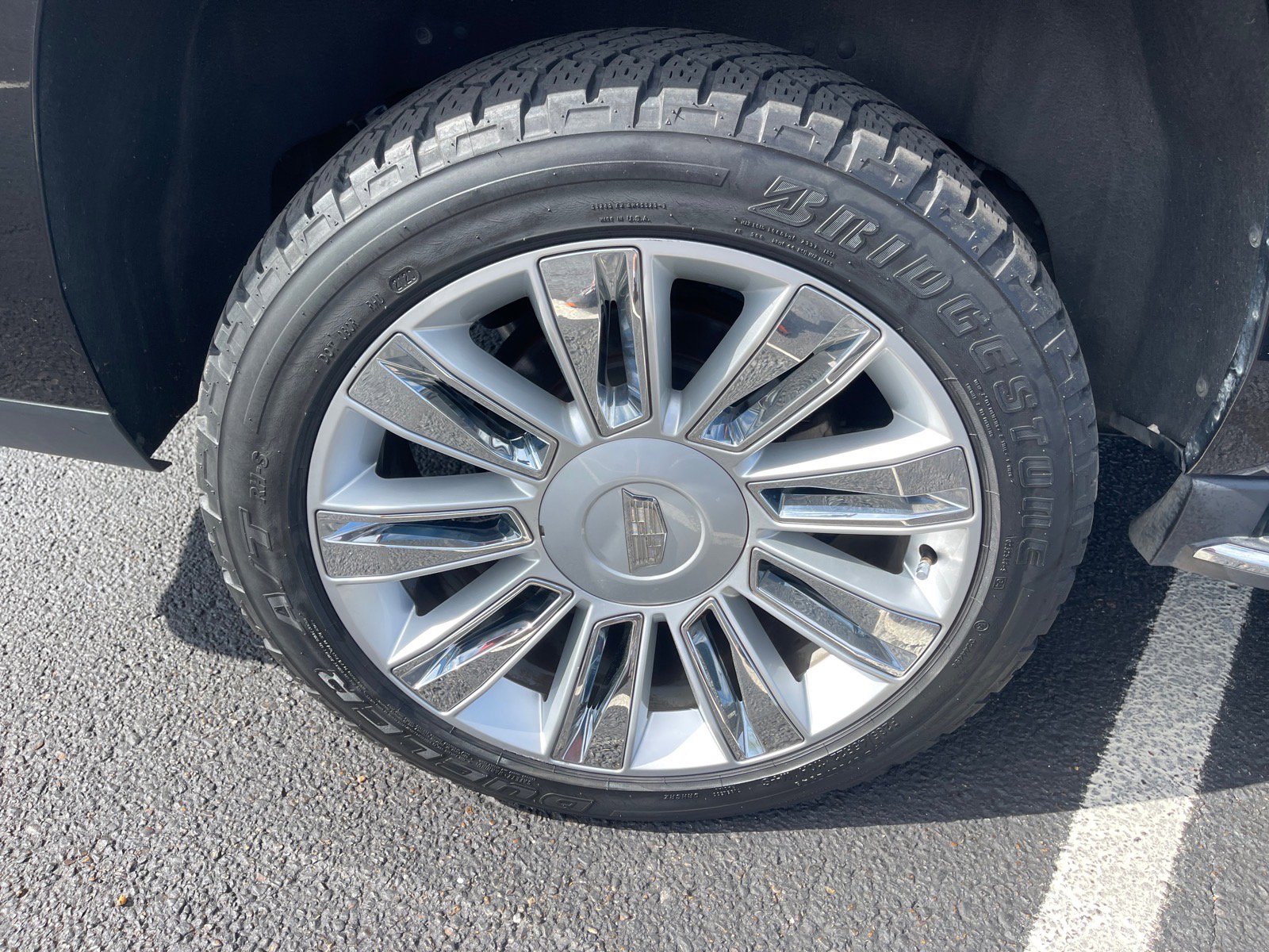 Used 2020 Cadillac Escalade ESV Luxury image 22