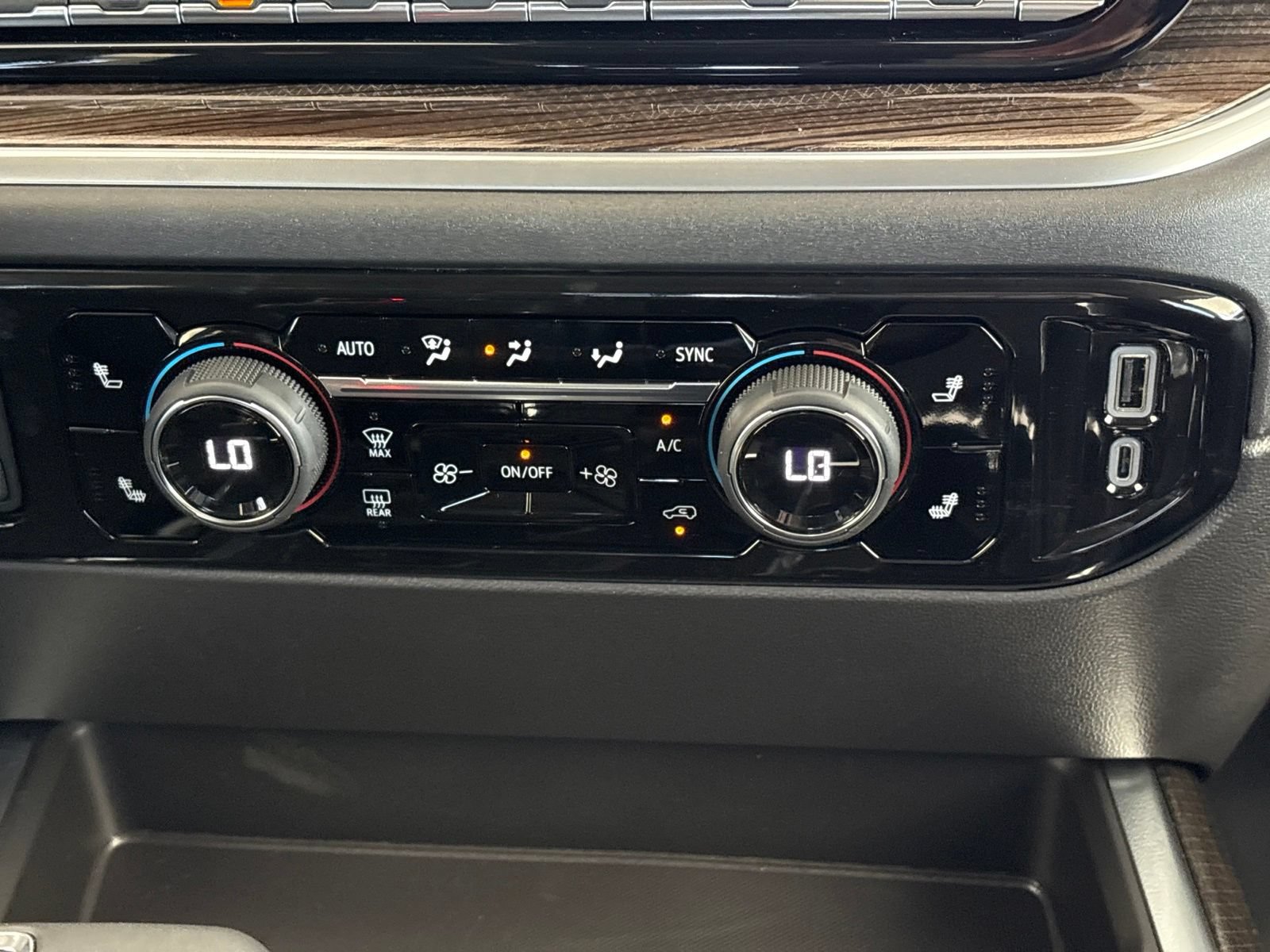 New 2026 Chevrolet Silverado 1500 LT Trail Boss w/ LPO, Dark Essentials Package AWD/4WD image 22
