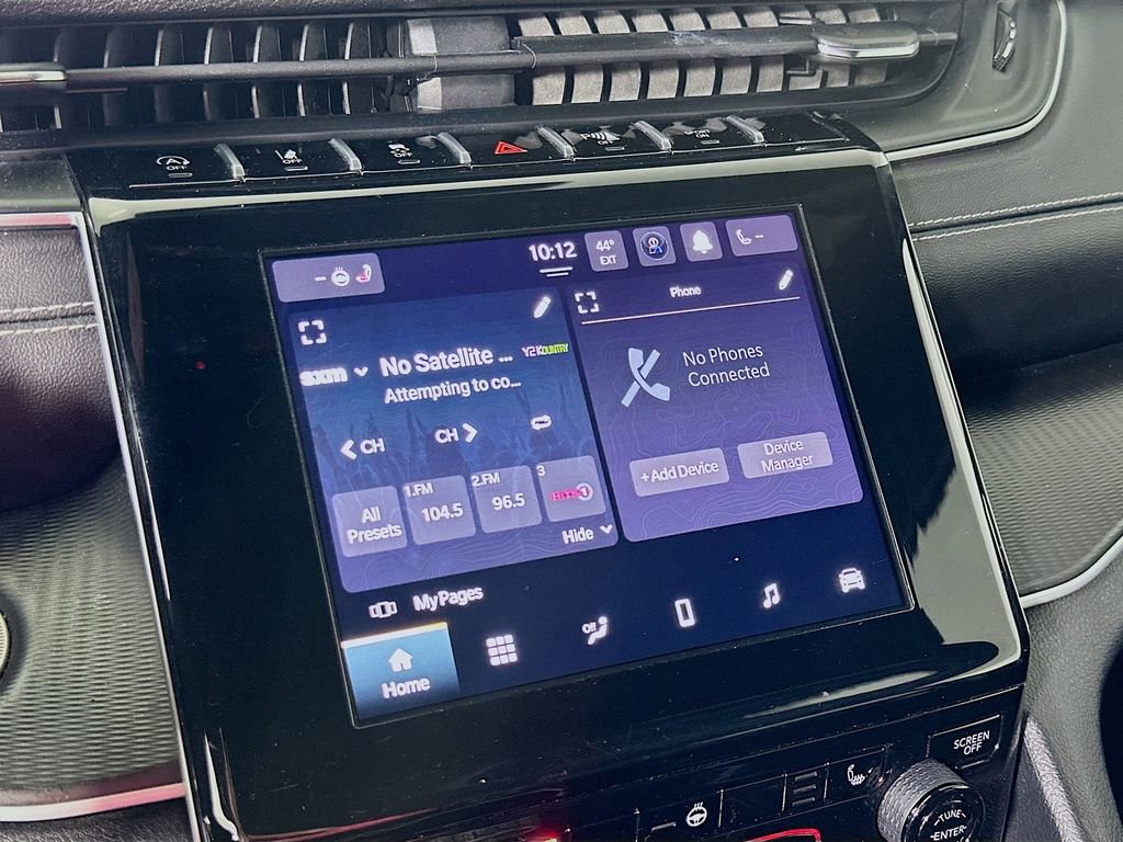 Used 2024 Jeep Grand Cherokee L Laredo image 25