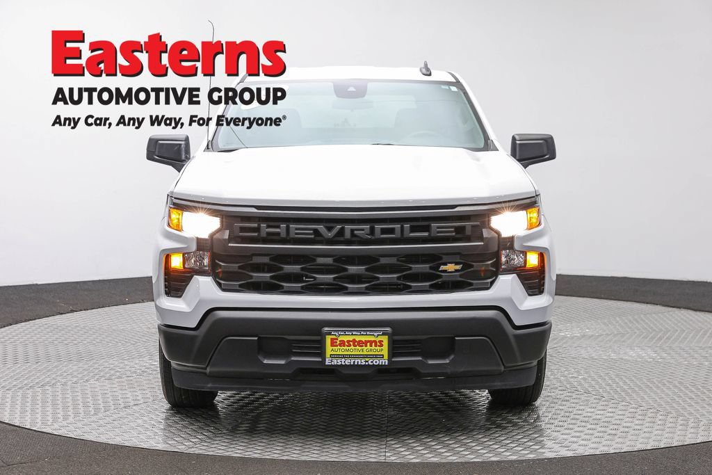 Used 2023 Chevrolet Silverado 1500 W/T RWD image 2