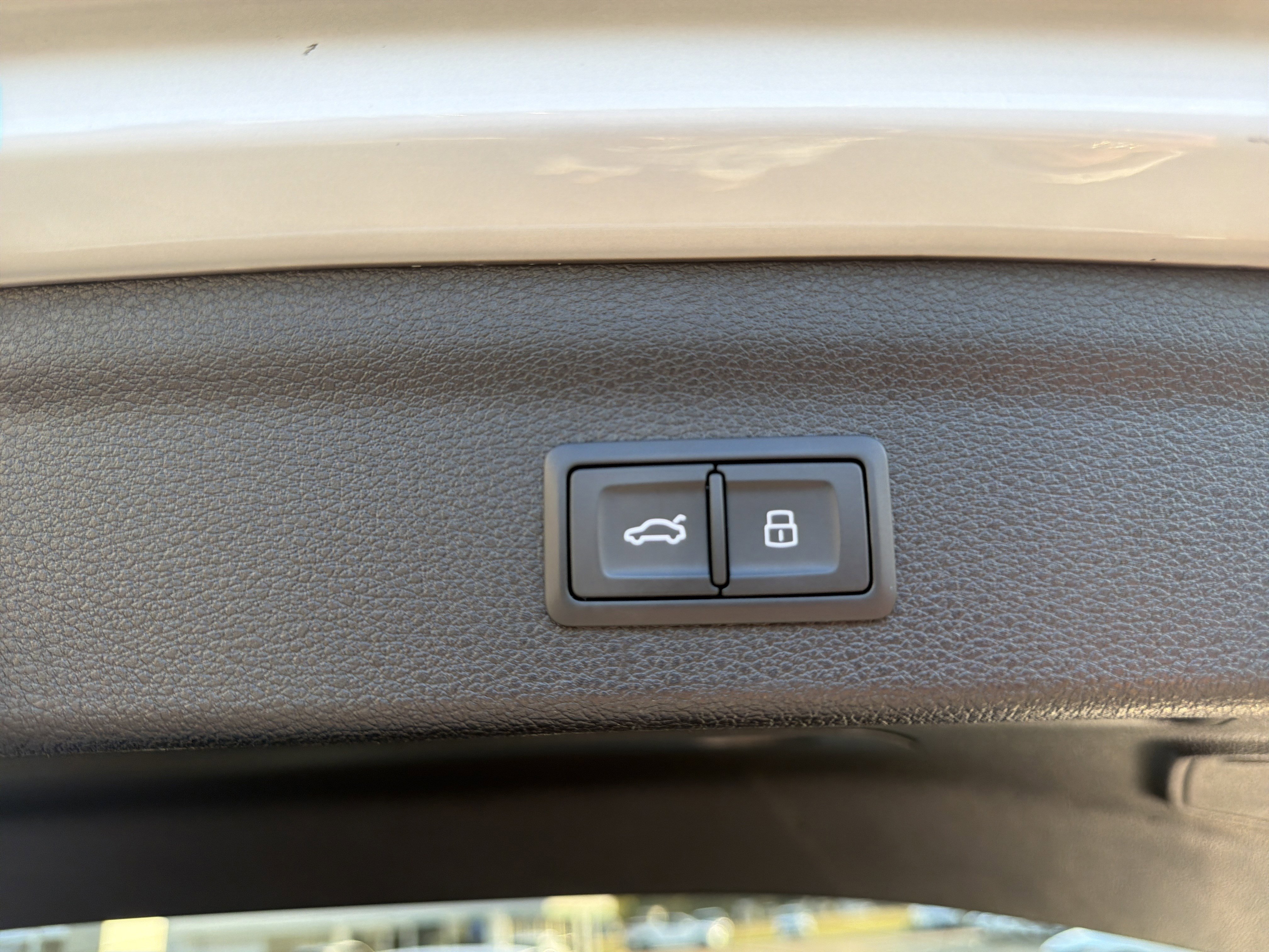 Used 2021 Audi Q3 2.0T Premium Plus w/ Premium Plus Package image 26