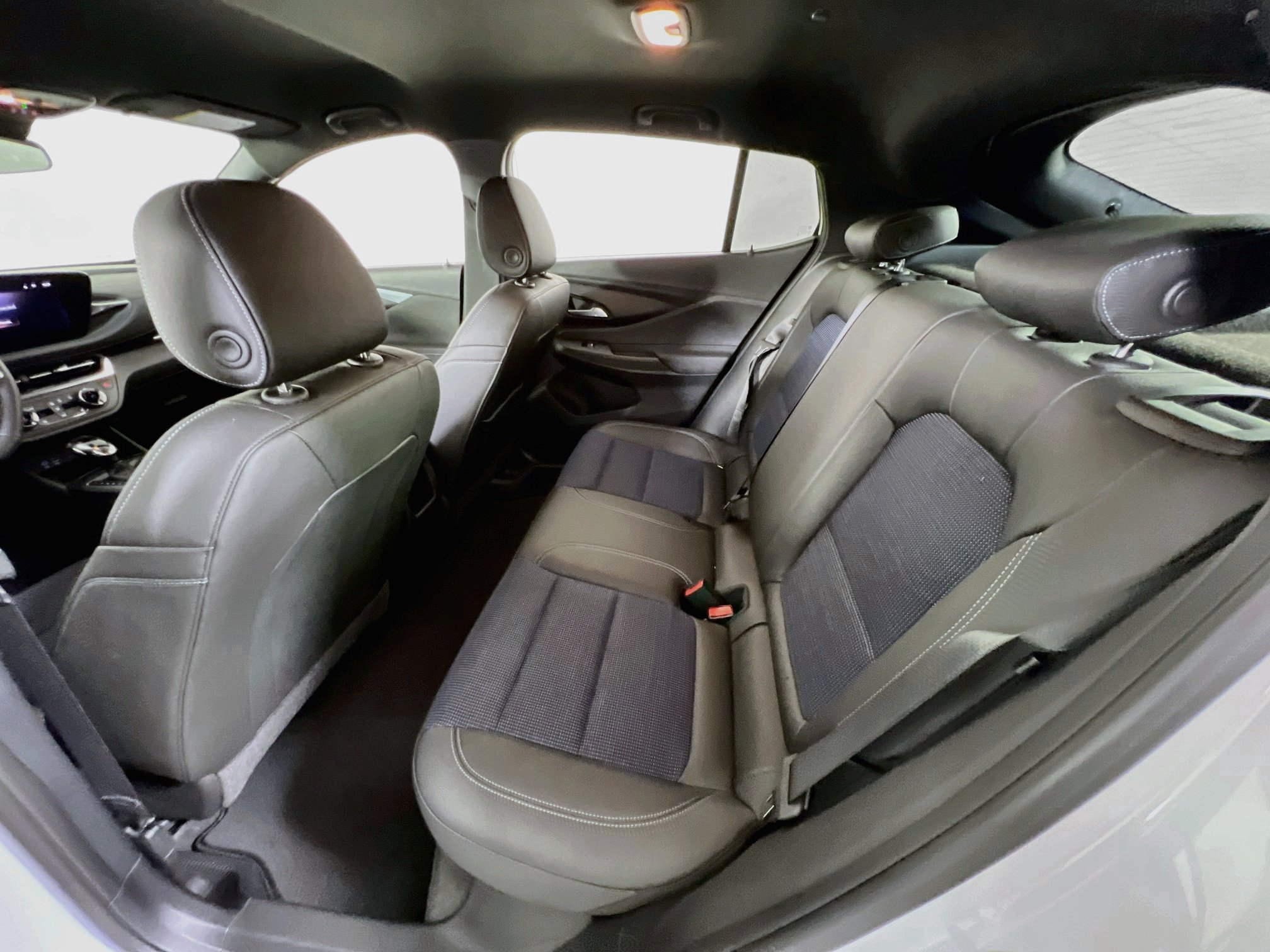 Used 2026 Buick Envista Preferred w/ Convenience I Package FWD image 23