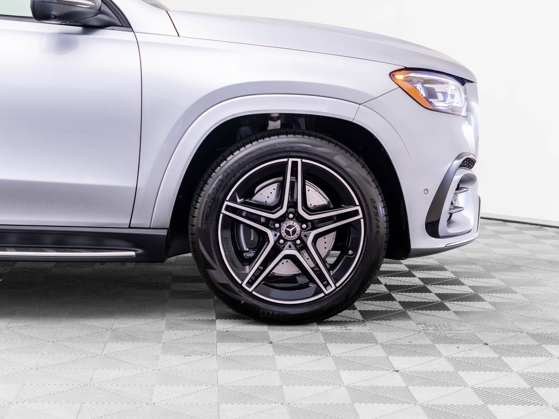 New 2026 Mercedes-Benz GLS 450 4MATIC image 38