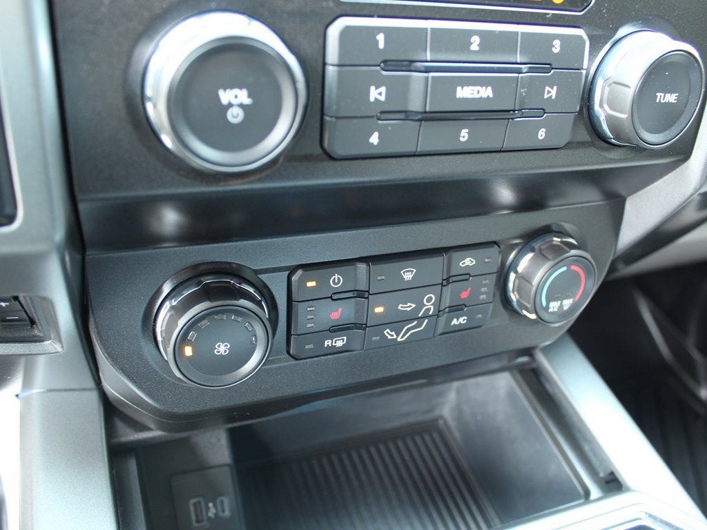 Used 2021 Ford F250 XLT w/ XLT Premium Package image 29